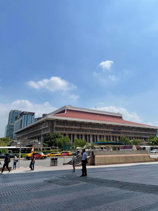 Meworld Hotel - Taipei Main Station Buitenkant foto